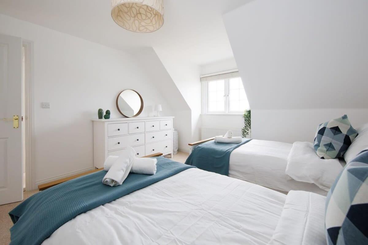 Modern & Stylish Seaside Family Home Chichester Eksteriør billede