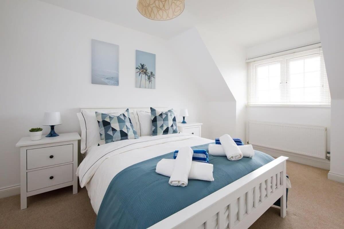 Modern & Stylish Seaside Family Home Chichester Eksteriør billede