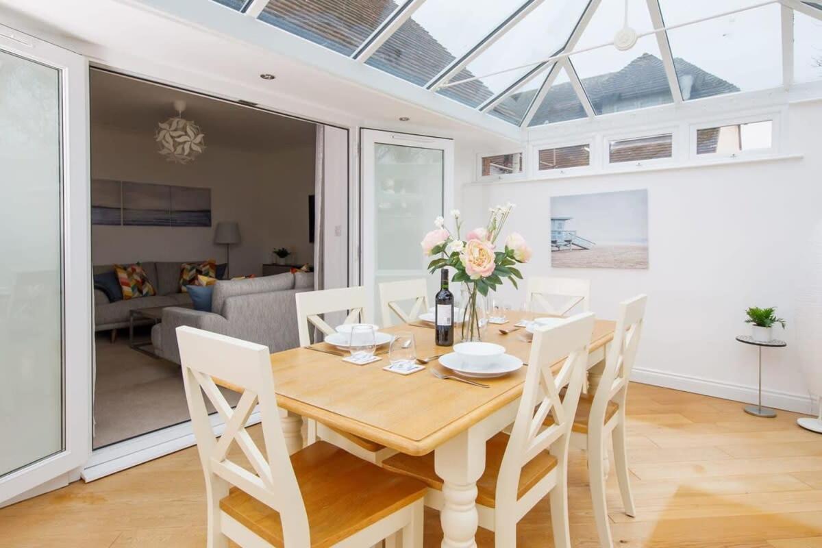 Modern & Stylish Seaside Family Home Chichester Eksteriør billede